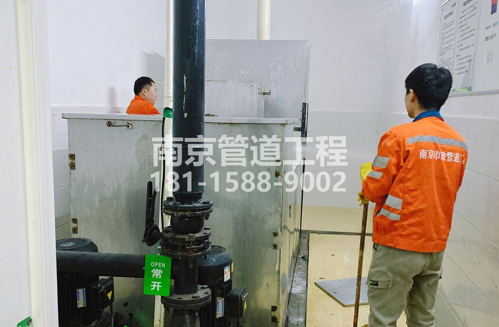 302清凉山隔油设备清洗